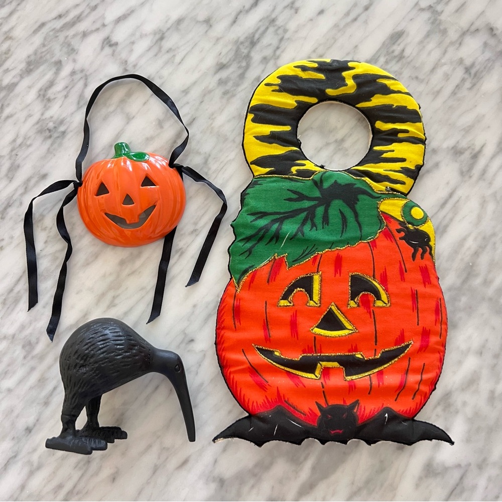 Vintage Halloween Decor Bundle